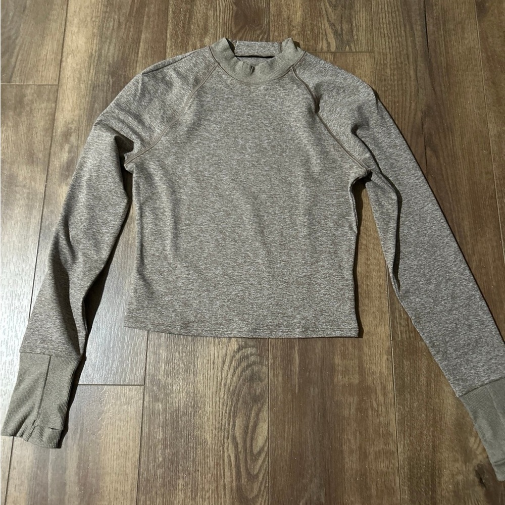 NWOT Athleta Cropped Top
